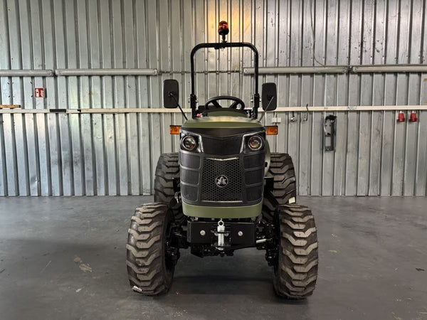 Startrac 22 Traktor